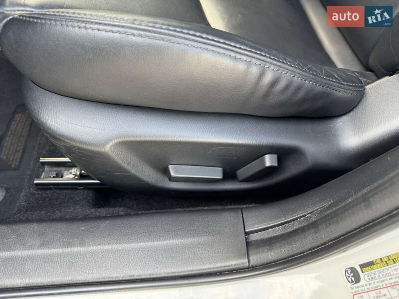 Седан Mazda 3 2018 в Днепре