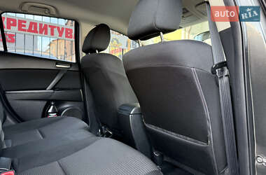 Хэтчбек Mazda 3 2012 в 