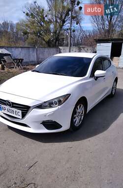 Хэтчбек Mazda 3 2014 в 