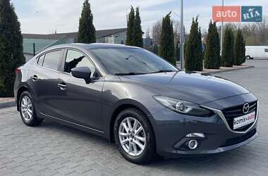Седан Mazda 3 2014 в 