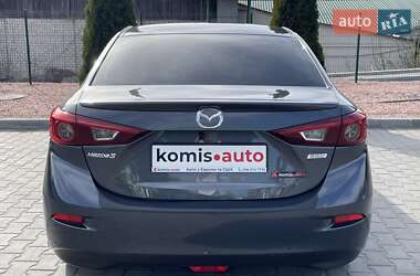 Седан Mazda 3 2014 в 
