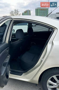Седан Mazda 3 2007 в 