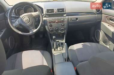 Хетчбек Mazda 3 2006 в 