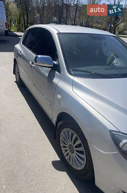 Хетчбек Mazda 3 2005 в 