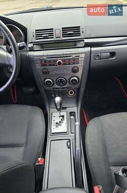 Хэтчбек Mazda 3 2007 в 