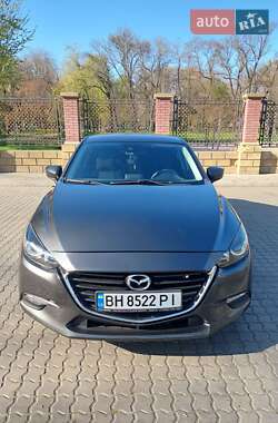Седан Mazda 3 2018 в 