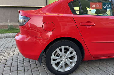 Седан Mazda 3 2006 в 