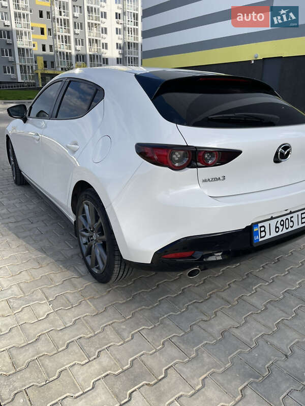 Хэтчбек Mazda 3 2019 в Полтаве