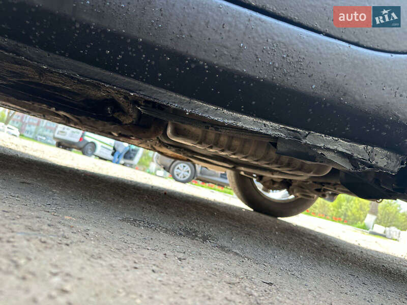 Хэтчбек Mazda 3 2004 в Харькове