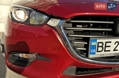 Седан Mazda 3 2017 в 
