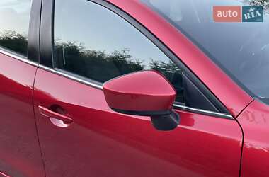 Седан Mazda 3 2014 в 