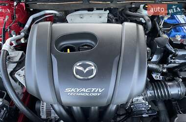 Седан Mazda 3 2014 в 