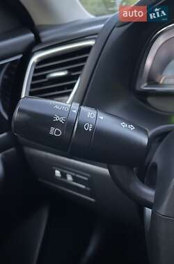 Седан Mazda 3 2014 в 