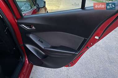 Седан Mazda 3 2014 в 
