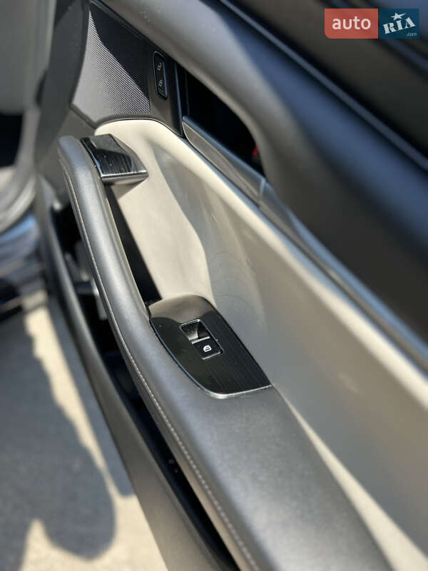 Седан Mazda 3 2020 в Миколаєві