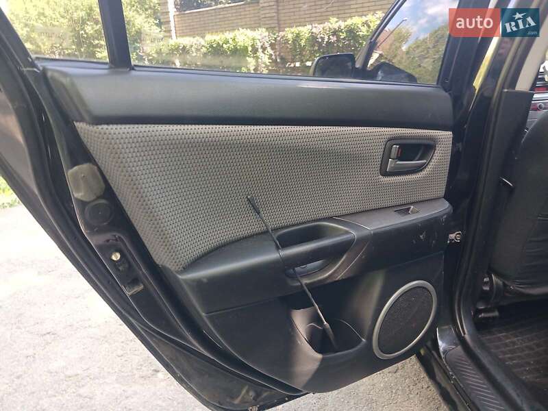 Седан Mazda 3 2007 в Києві