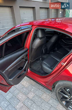 Седан Mazda 3 2019 в 