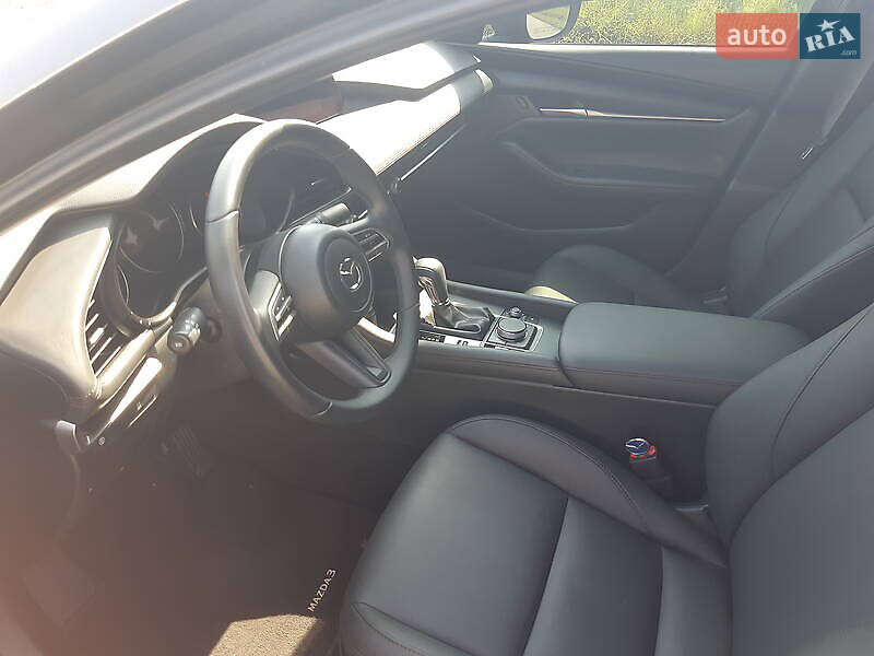Седан Mazda 3 2019 в Києві