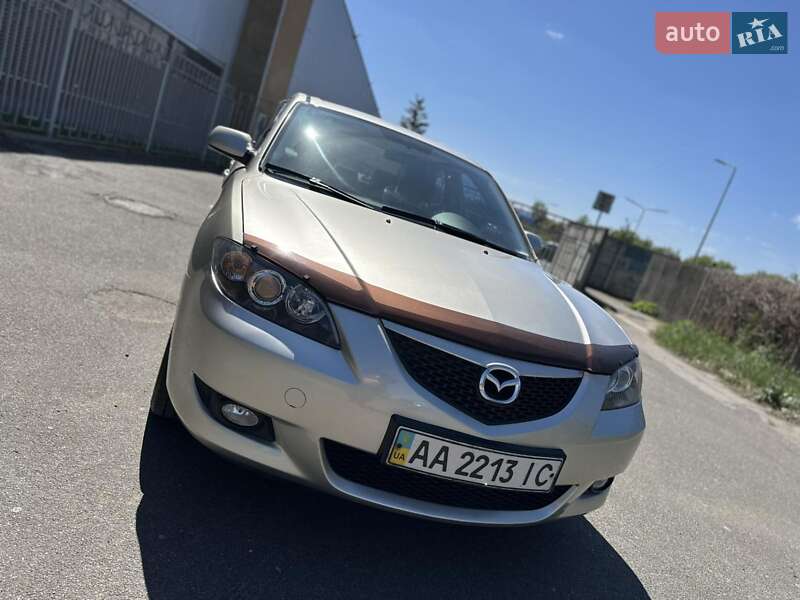 Седан Mazda 3 2006 в Прилуках