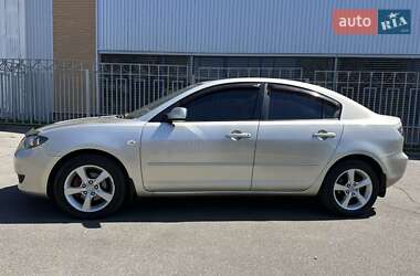 Седан Mazda 3 2006 в 