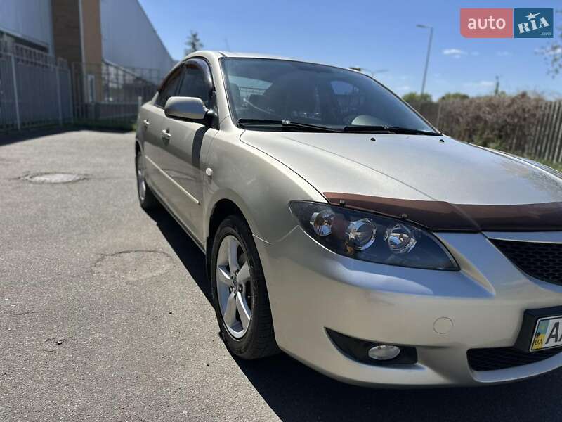 Седан Mazda 3 2006 в Прилуках