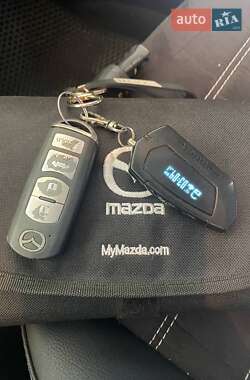 Седан Mazda 3 2013 в 
