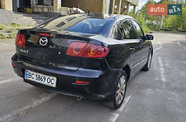 Седан Mazda 3 2004 в 