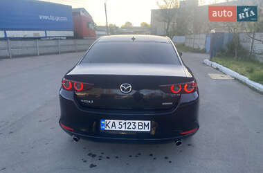 Седан Mazda 3 2019 в 