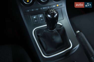 Седан Mazda 3 2012 в 