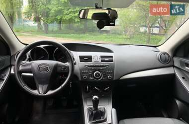 Седан Mazda 3 2012 в 