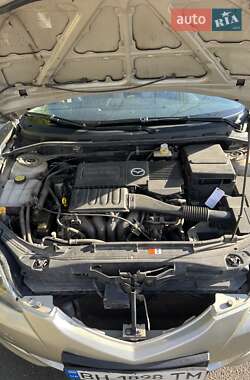 Хэтчбек Mazda 3 2006 в 