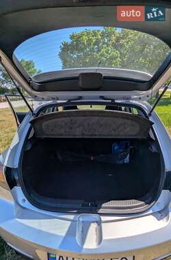 Хэтчбек Mazda 3 2006 в 