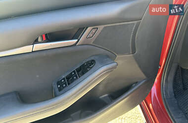 Хэтчбек Mazda 3 2019 в 