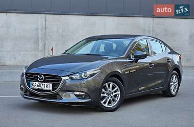 Седан Mazda 3 2017 в Києві