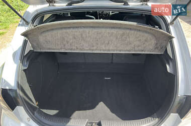 Хетчбек Mazda 3 2006 в 