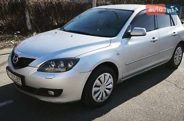 Хэтчбек Mazda 3 2008 в Киеве