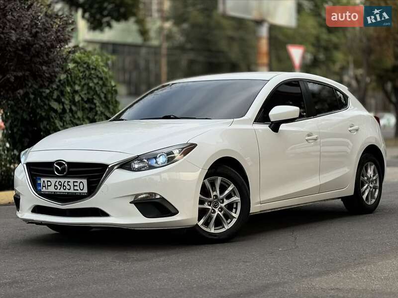 Хэтчбек Mazda 3 2013 в 