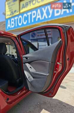 Седан Mazda 3 2016 в 