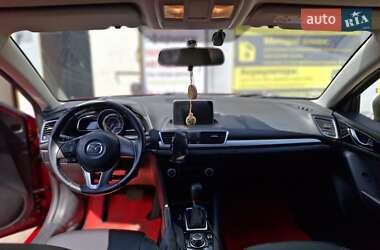 Седан Mazda 3 2016 в 