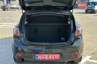 Хэтчбек Mazda 3 2009 в 