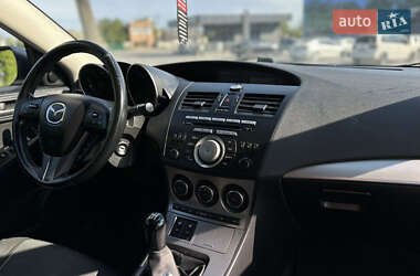 Хэтчбек Mazda 3 2009 в 