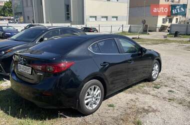 Седан Mazda 3 2018 в 