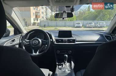 Седан Mazda 3 2018 в 