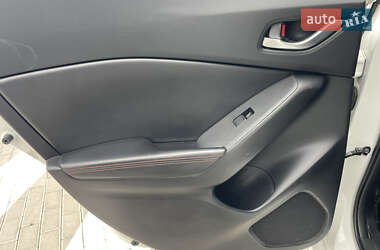Хэтчбек Mazda 3 2014 в 