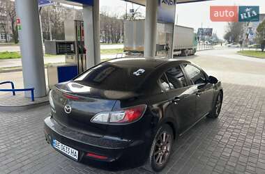 Седан Mazda 3 2011 в 