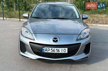 Седан Mazda 3 2013 в 