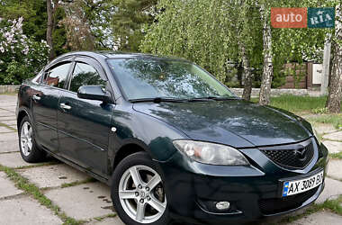 Седан Mazda 3 2004 в 
