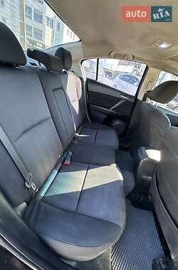 Седан Mazda 3 2009 в 