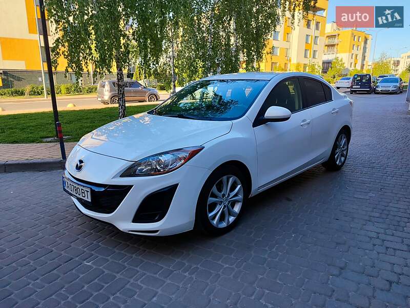 Седан Mazda 3 2011 в Киеве