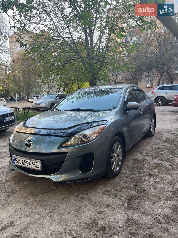 Седан Mazda 3 2011 в Кропивницком